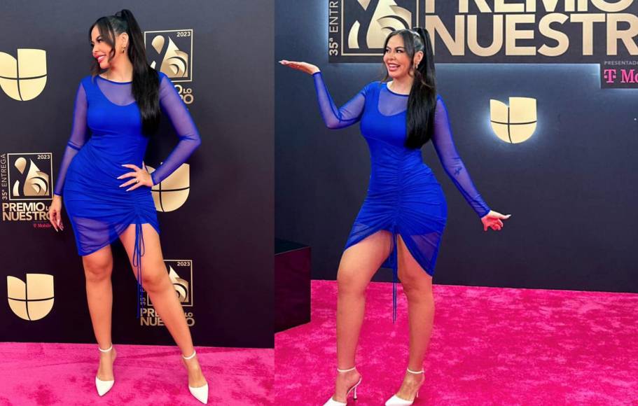 Durante su paso por la alfombra, Lipstickfables también encantó con este ajustado vestido color azul. 