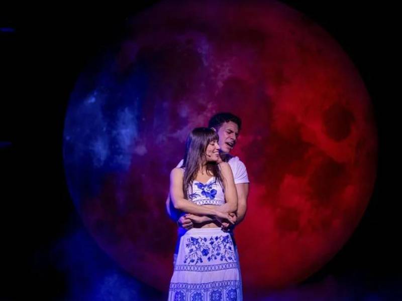 Un momento del pase gráfico del musical El alma al aire con canciones de Alejandro Sanz, este martes en el Teatro Coliseum de Madrid.
