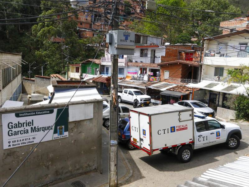 <b>Bogotá.</b> Un menor de edad entró en un colegio de Medellín (noroeste de Colombia) con un arma de menor letalidad, hizo varios disparos intimidatorios y posteriormente se autolesionó, explicó en X el alcalde de la ciudad, <b>Federico Gutiérrez.</b>
