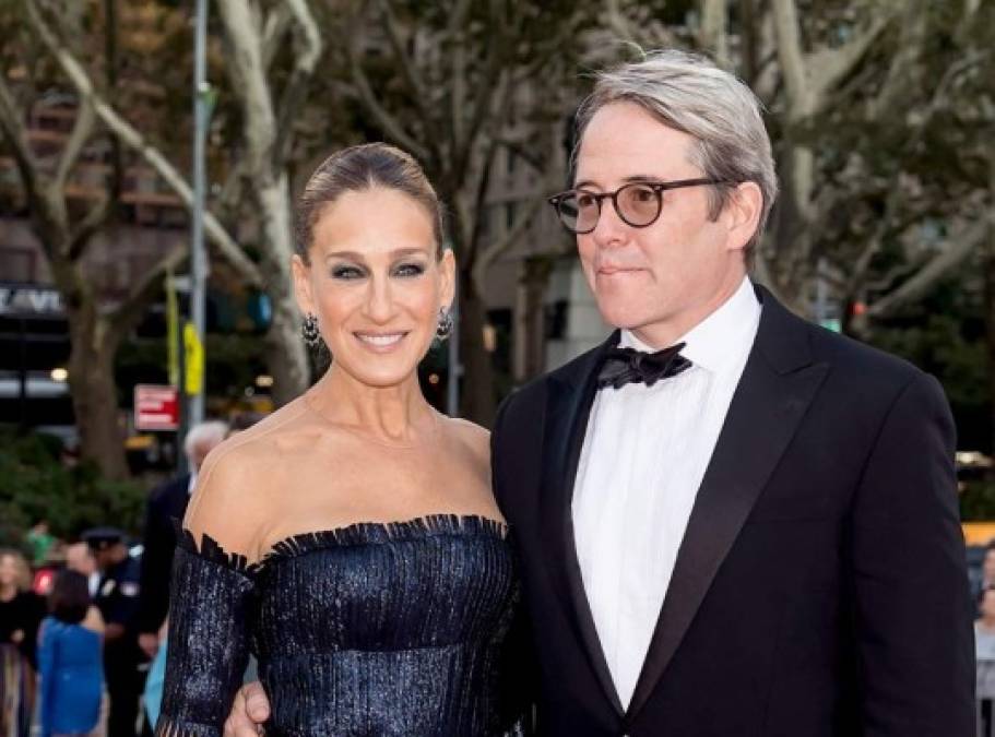 Matthew Broderick <br/><br/>En 2009, el actor y su esposa Sarah Jessica Parker optaron por la gestación subrogada con los óvulos de ella, el esperma de él y el vientre de una mujer anónima.