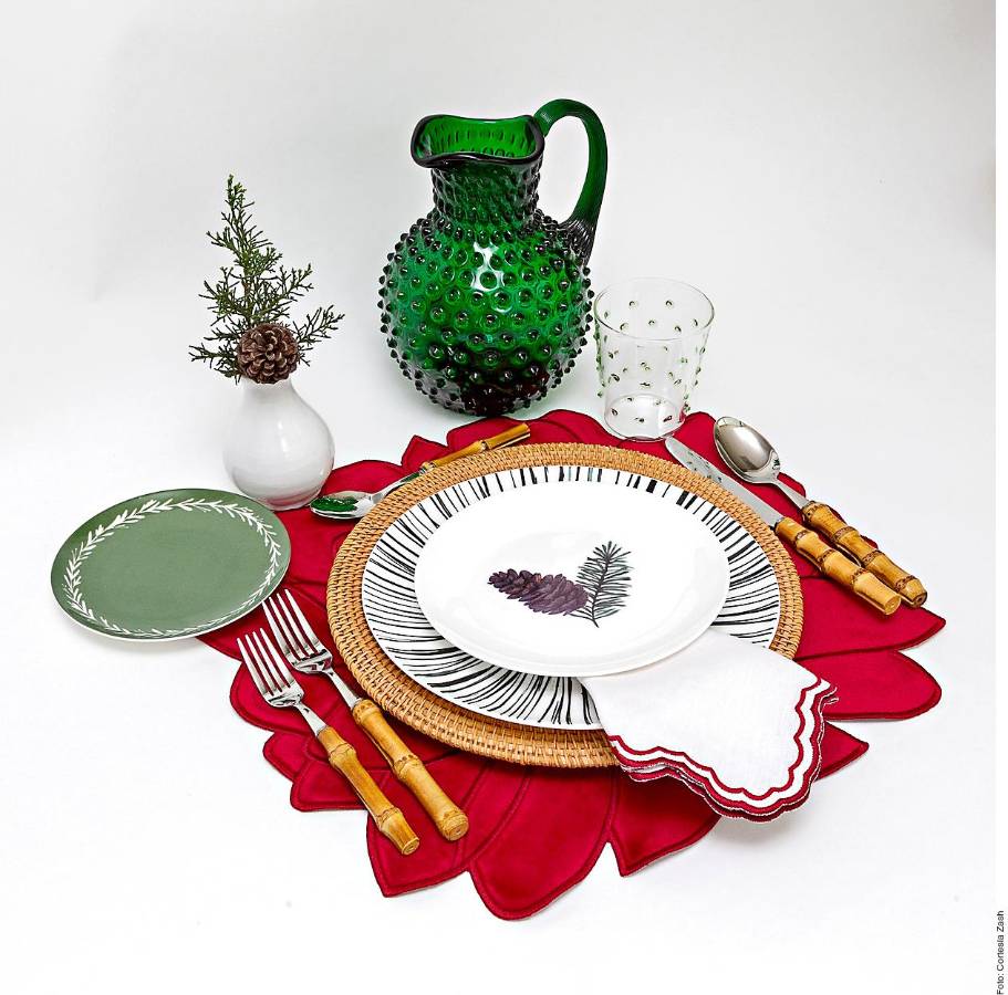 “A mesa puesta”: ideas creativas para una cena navideña perfecta