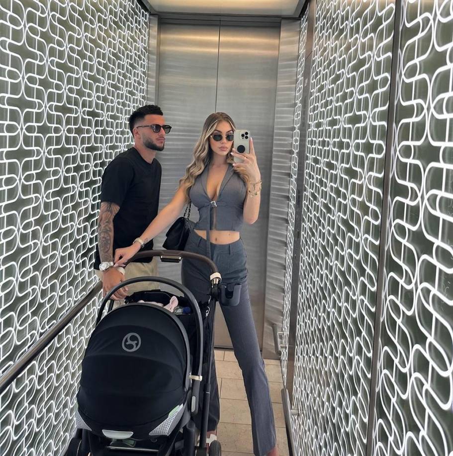 Además de ser madre de Leon, Blerta tiene otros dos hijos, y su familia creció en marzo con el nacimiento de su primera nieta, hija de Leon y su pareja, Leonie June, de 24 años, con quien constantemente confunden a Blerta.