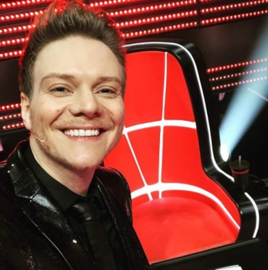 Esto le sirvió para 'revivir' su carrera y fue uno de los jueces más queridos del reality.