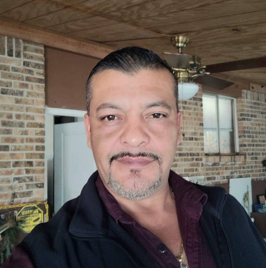 ”Él era buena persona, trabajaba con mucho amor”, expresó con dolor un amigo cercano de “Chuy” en Facebook.