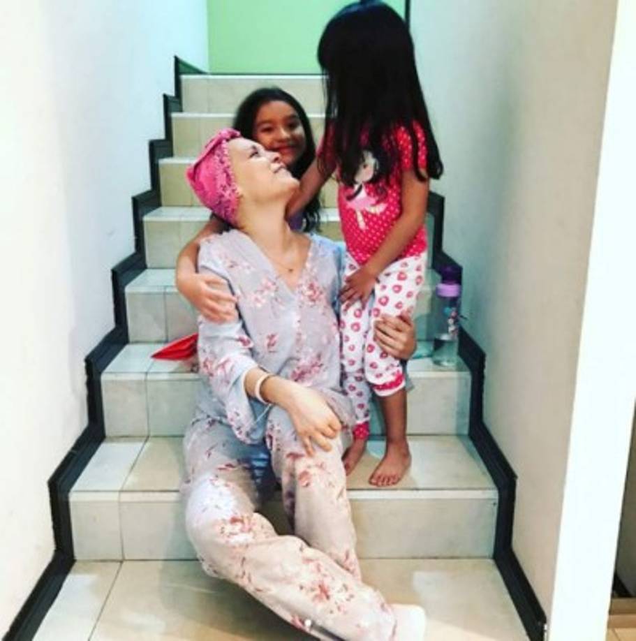 Con 38 años de edad, Karla perdió la batalla contra el cáncer.