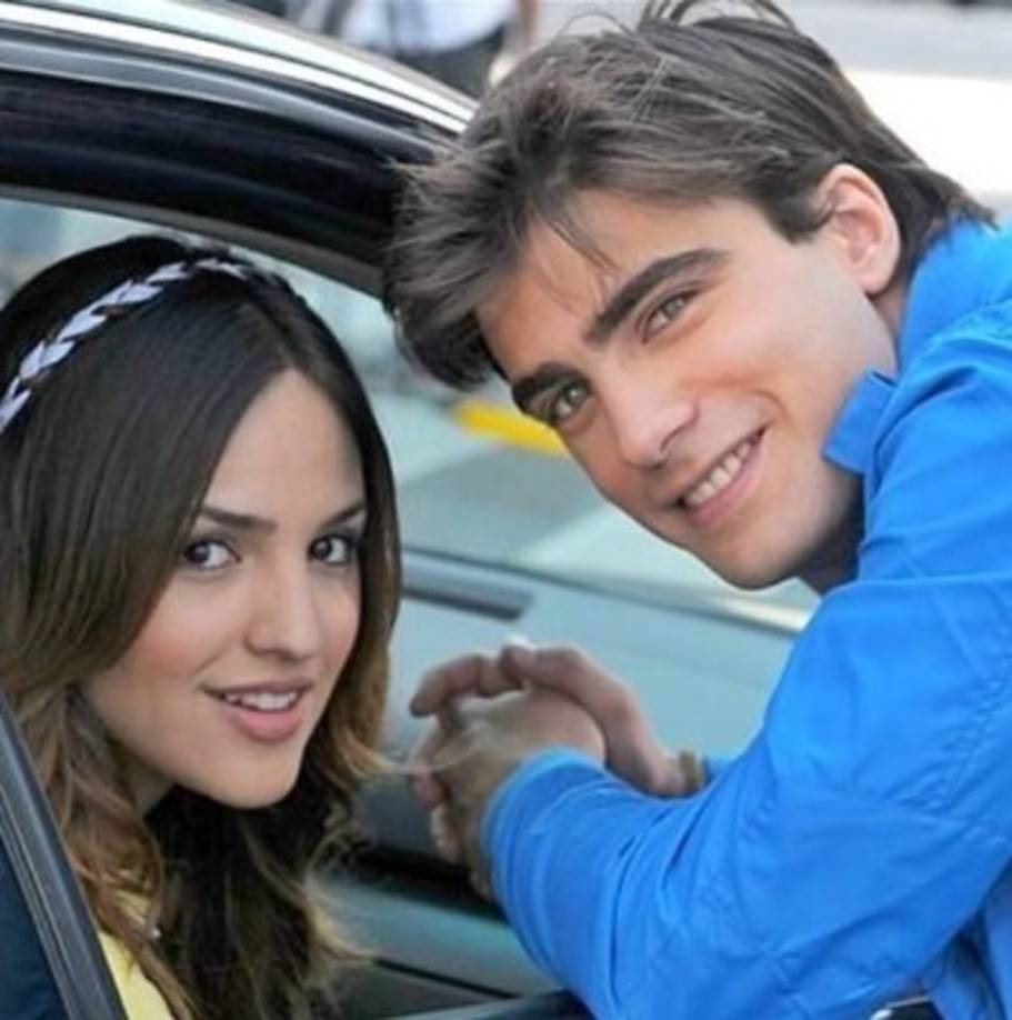 Así lucía cuando participó en la telenovela Sueña conmigo junto a Eiza Gonzalez.