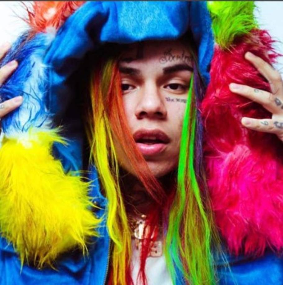 El rapero Tekashi fue considerado en 2017 como 'revelación' y sus cancioones Gummo y Rondo ingresaron al Hot 100 de Billboard.