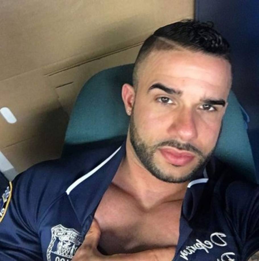 El agente causa furor en las calles de New York así que chicas, ya saben donde encontrarlo.
