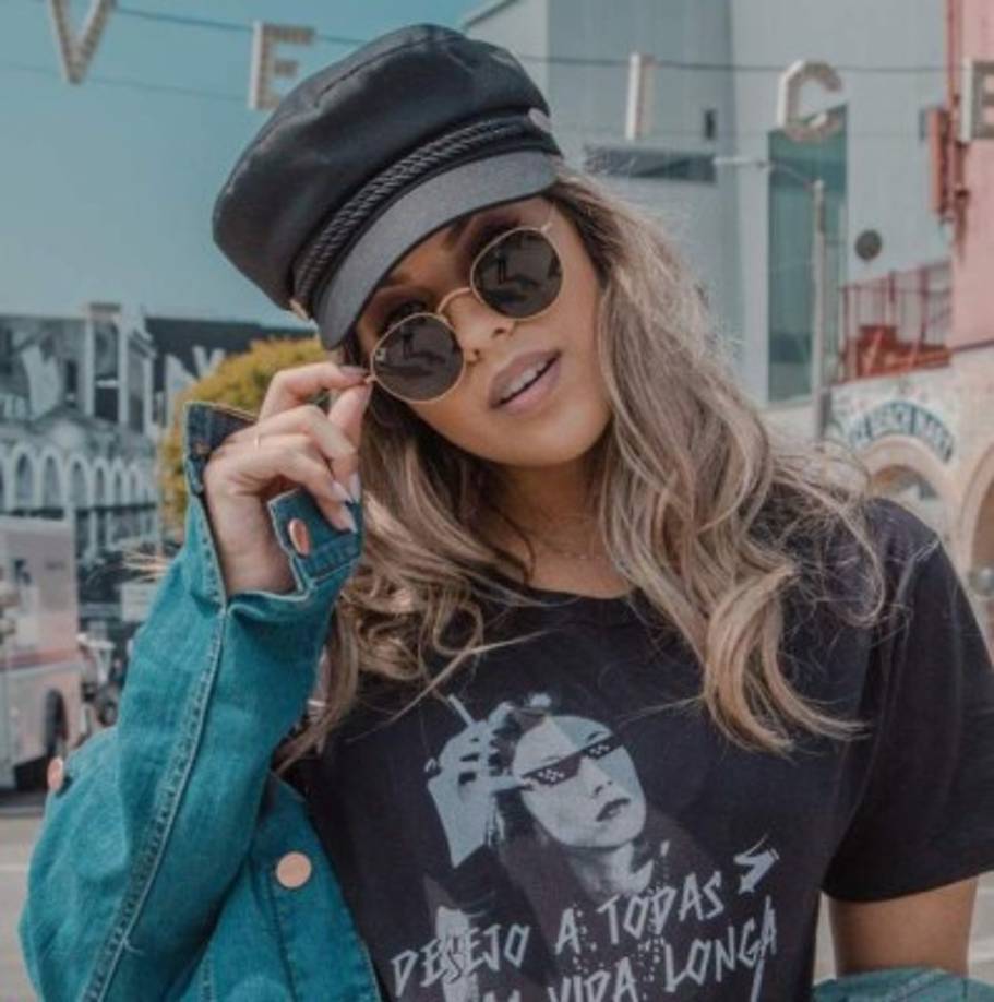 El romance entre la chica y el delantero Vinicius lo ha destapado el conocido diario brasileño 'Lance'.