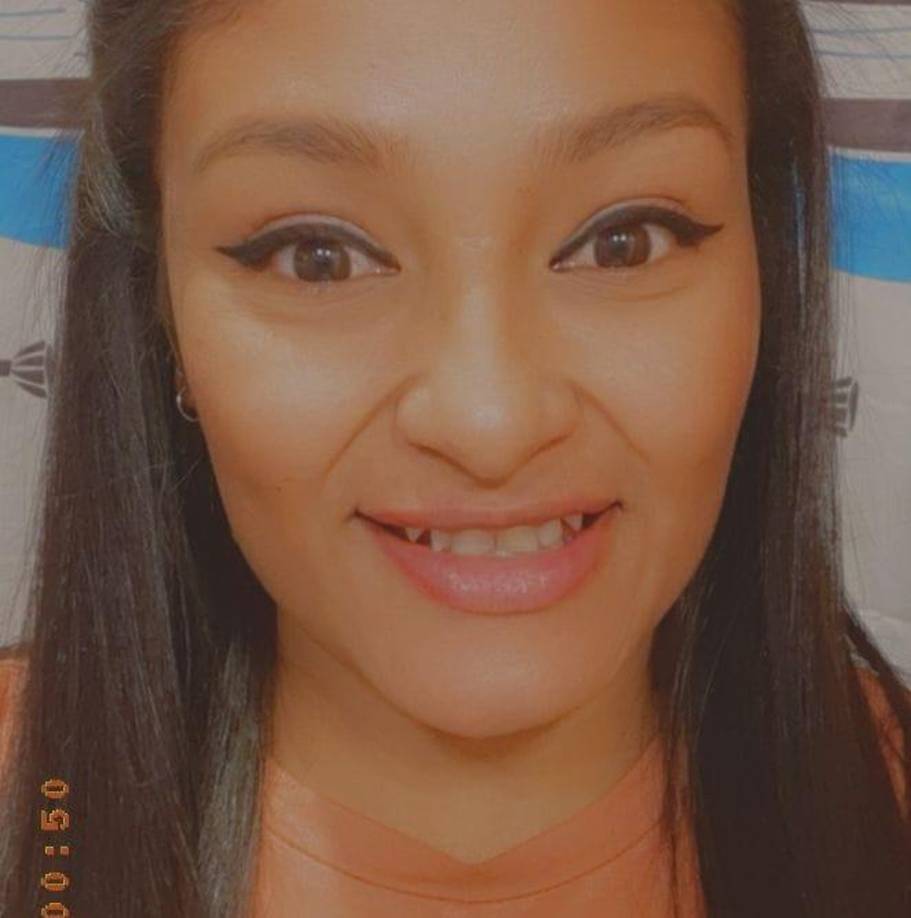 En sus redes sociales, Jasmin presumía a sus hijas y a su fallecida madre que en el 2021 murió.