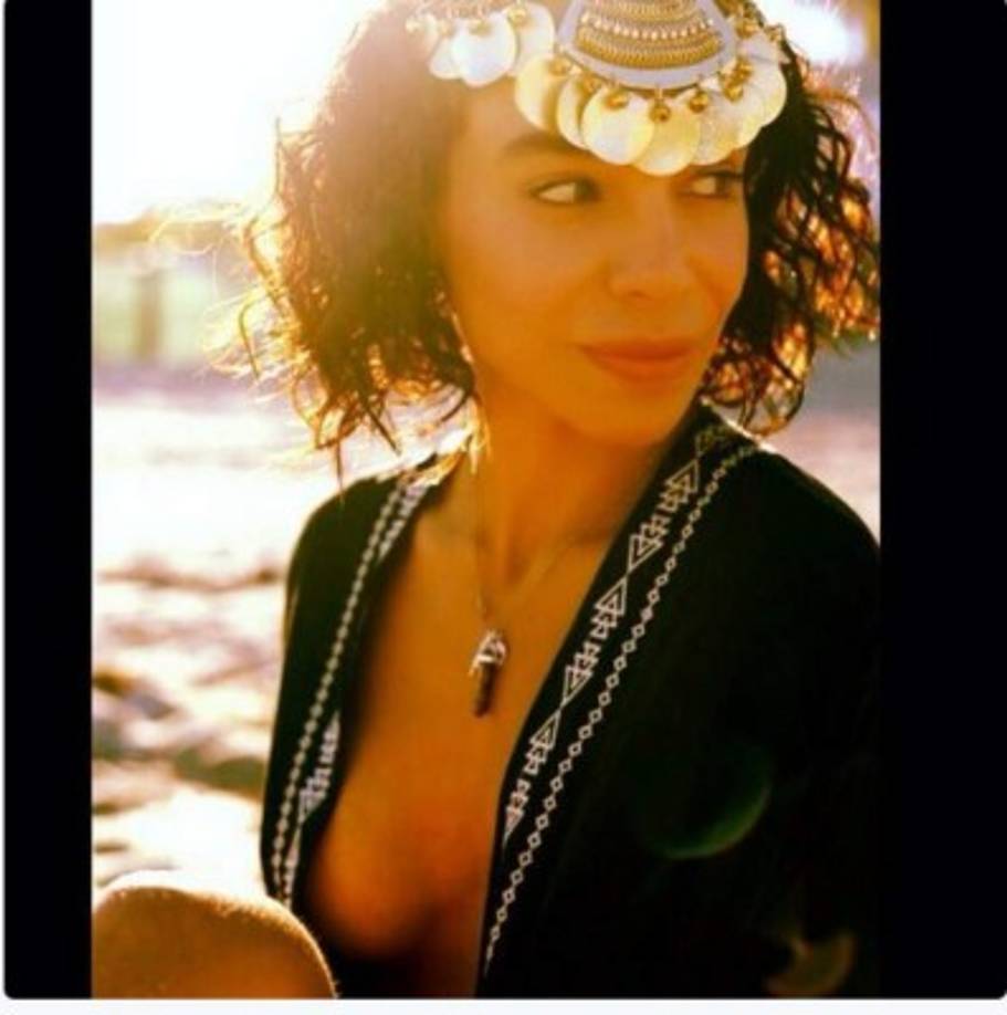 Fue precisamente esta profesora de yoga quien impulsó la carrera artística de Maluma y quien lo apoyó desde el inicio.