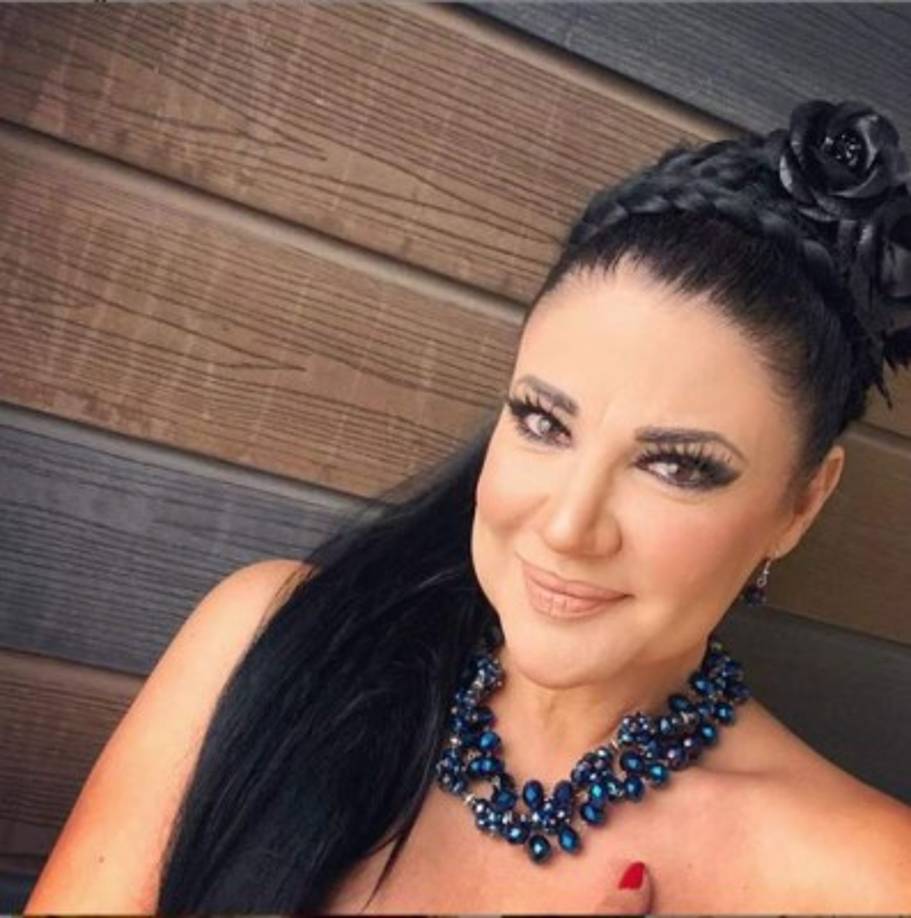 Todo inició cuando Alejandra Ávalos acusó a Laura Flores y a Érika Buenfil de burlarse de ella, lo que hoy se conoce como bullying.