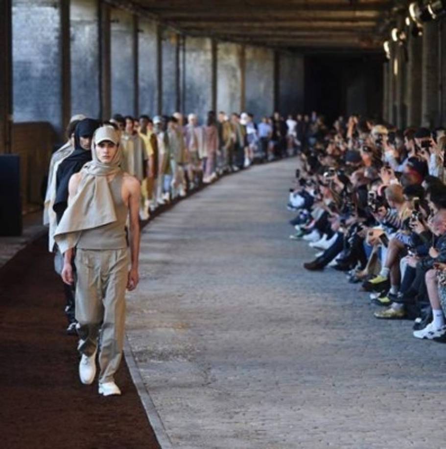 Khalid Qasimi era un joven y talentoso diseñador cuyas colecciones eran modernas, elegantes y vanguardistas.