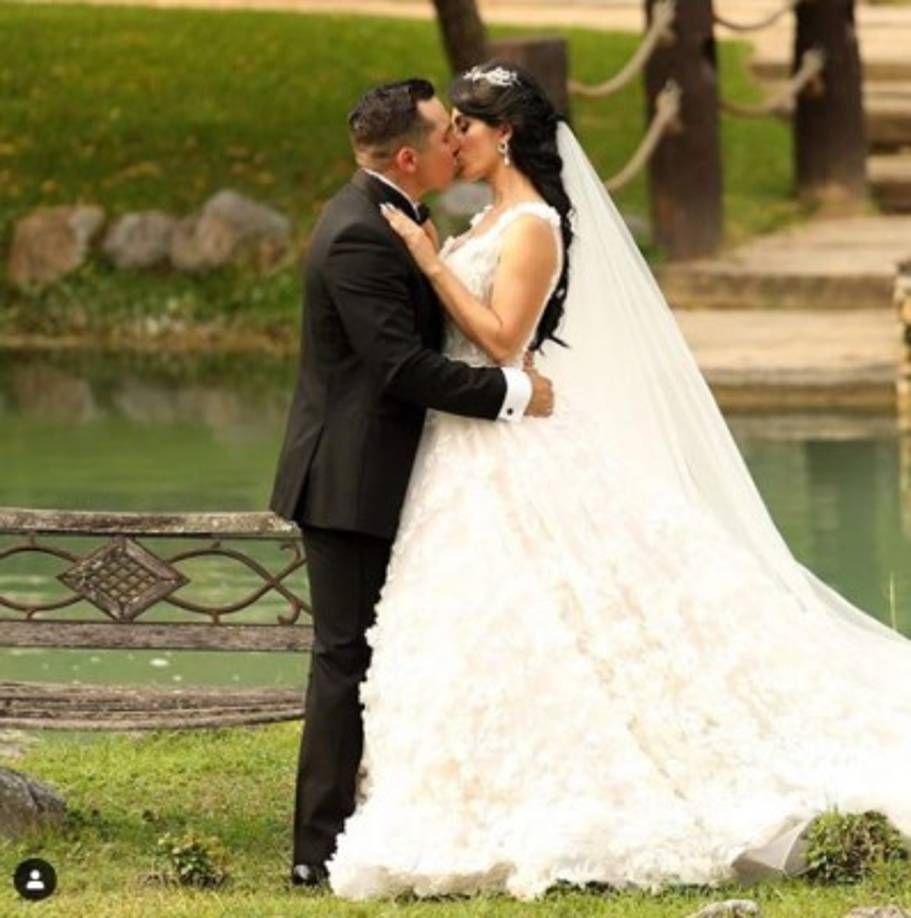 Expresó que los primeros ataques de Colombani afectaron emocionalmente a su esposa pero que con el tiempo la modelo entendió que su mamá tenía sus razones para hacerlo y que, por ahora, Kimberly está enfocada dar amor y disfrutar de su familia.<br/><br/>