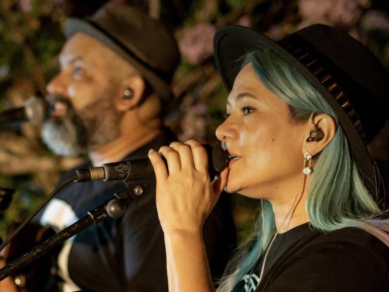 Jorge Torres y Wendy Salinas se conocieron en una peña artística y más de un año después iniciaron su relación.