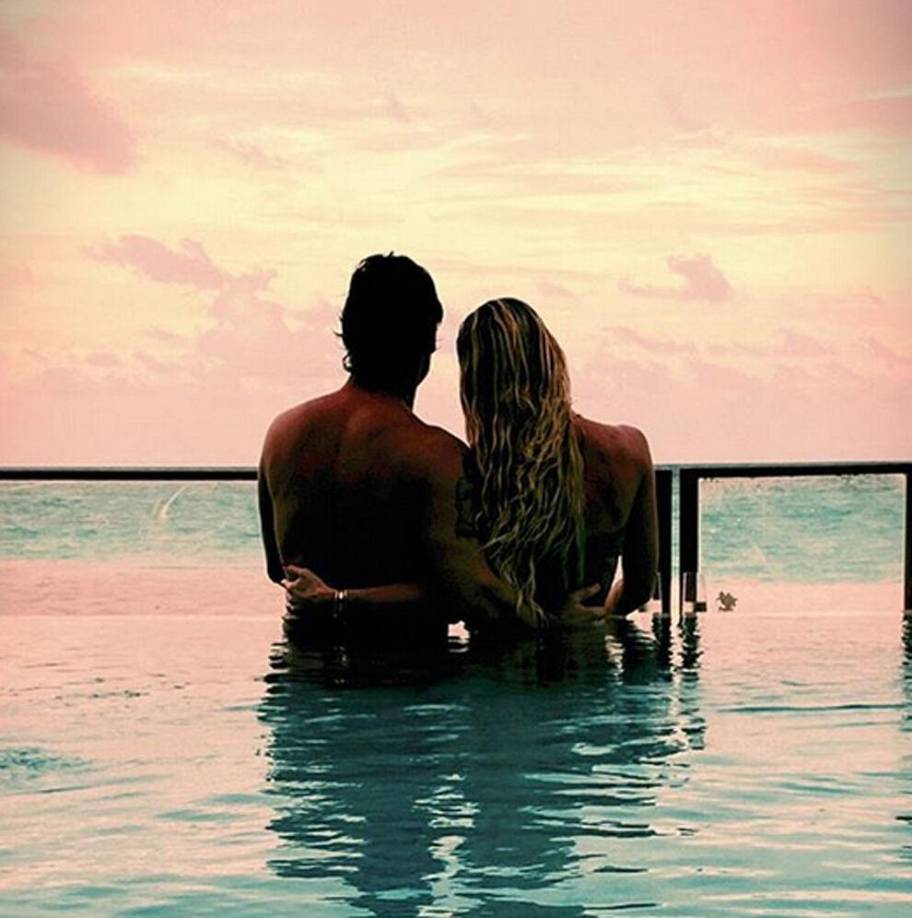 Francesco Totti se ha olvidado por completo de suexesposa y hoy estrena noviazgo con Noemi Bocchi.