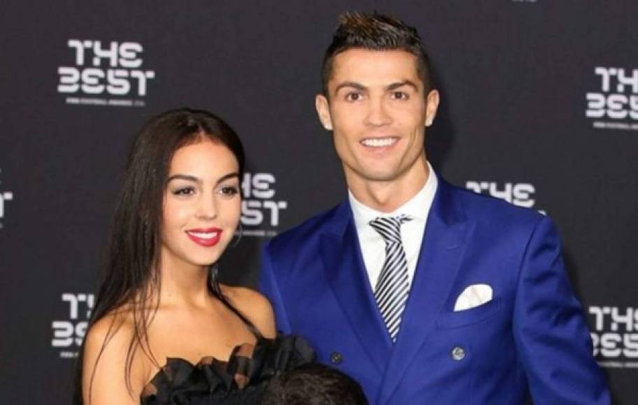 Georgina Rodríguez ha tomado algunas medidas de seguridad ya que es la pareja de Cristiano Ronaldo: 'No puedo salir a la calle de forma segura porque siempre hay alguien que quiere hacerme fotos. Es por eso que siempre tengo que preocuparme por mi seguridad”, ha explicado.