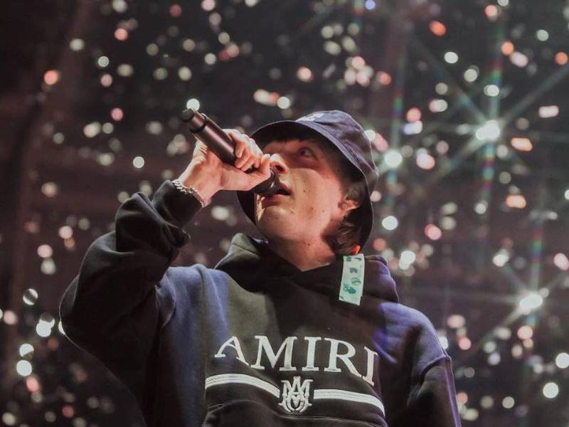 Hassan Emilio Kabande Laija, mejor conocido como Peso Pluma.