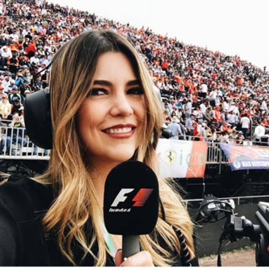 La tapatía es presentadora en diversos canales, estuvo a cargo de la conducción del Gran Premio de México de la Fórmula 1. Su fortaleza son los programas de moda.