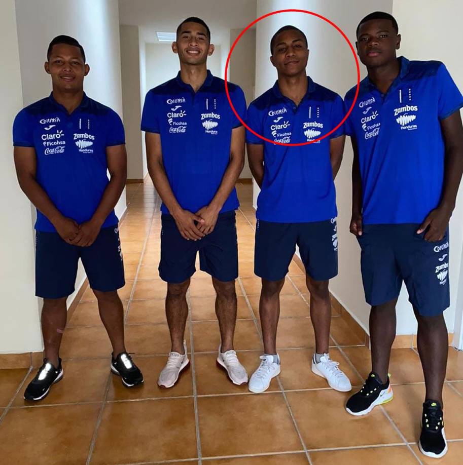 Axel Barrios formó parte de la Selección Sub-20 de Honduras.