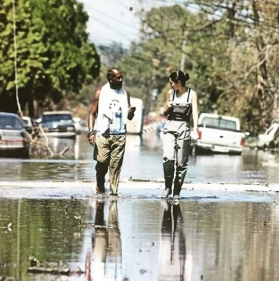 En 2010, recibió un premio Emmy por entrevistar exclusivamente a alguien que presenció un ataque a un estudiante en el baile de su escuela secundaria.<br/>Y uno de los trabajos que más ha marcado su vida fue la devastación del huracán Katrina.