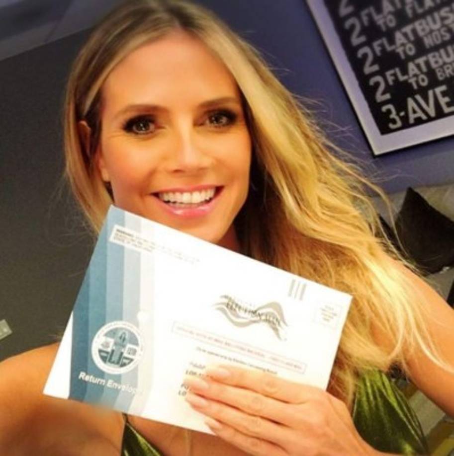 'Yo voté, por favor vota'. Fue el mensaje de la famosa modelo Heidi Klum en dos fotos que compartió en Instagram.