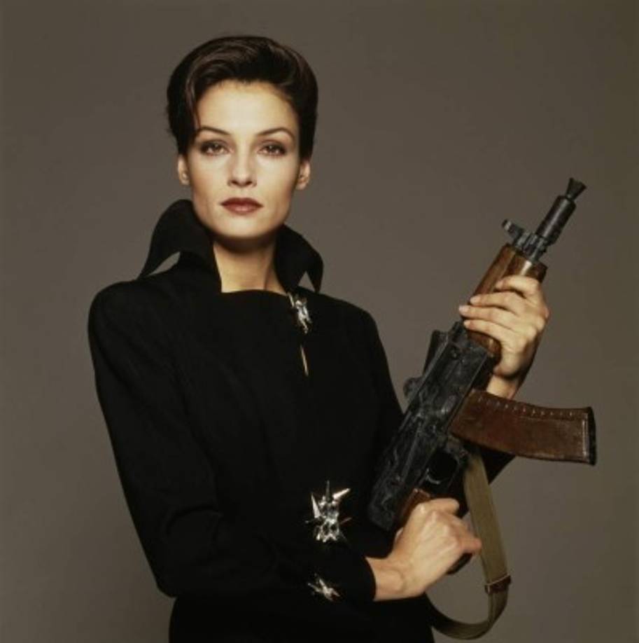 XENIA ONATOPP<br/>Fue una chica Bond en la película de 1995 'Golden Eye', pero aunque muy sexy, era una despiadada asesina, interpretada por la actriz holandesa Famke Janssen.