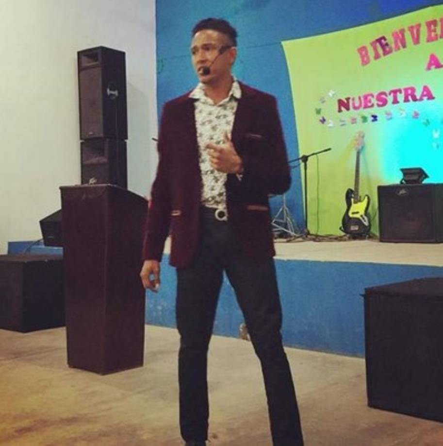 Christian Altamirano: Mediocampista hondureño que le entregó su corazón a Dios. Actualmente milita en el Roughnecks de la United Soccer League de Estados Unidos.