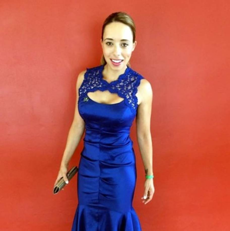 Samantha Clayton es madre de cuatro hijos, con trillizos incluidos.