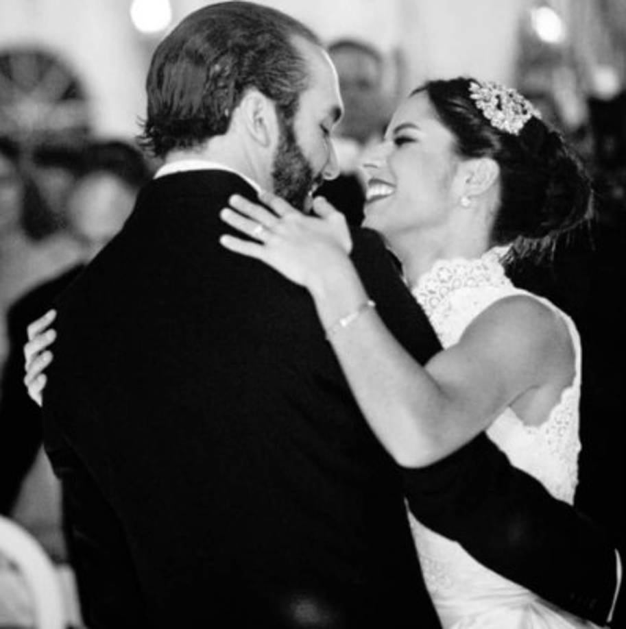 Bukele definió a Rodríguez como la mujer de su vida, con un gran sentido social y de quien ha aprendido mucho.