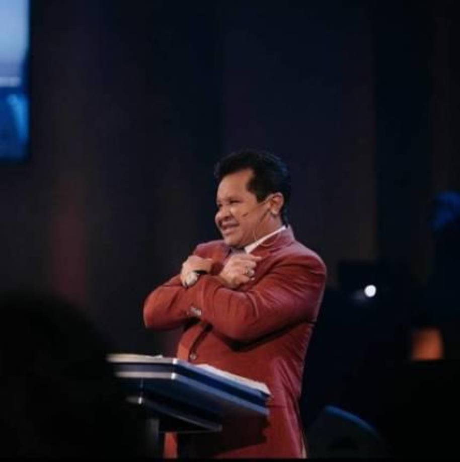 Algunos cristianos han criticado la supuesta profecía de Guillermo Maldonado, pues, según dicen, la Biblia indica que las profecías deben servir de edificación para la iglesia y un evento deportivo no está dentro de ese parámetro.