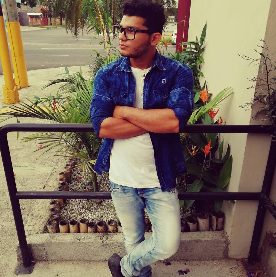 Marlon David trabajaba en una empresa de publicidad en San Pedro Sula.