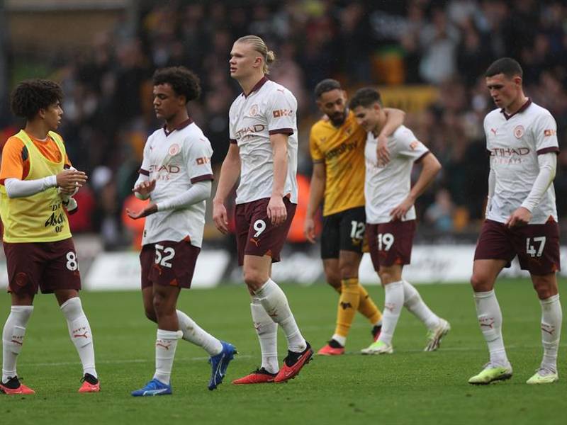 Manchester City sufre sorpresiva derrota en la Premier y le pone fin a su invicto