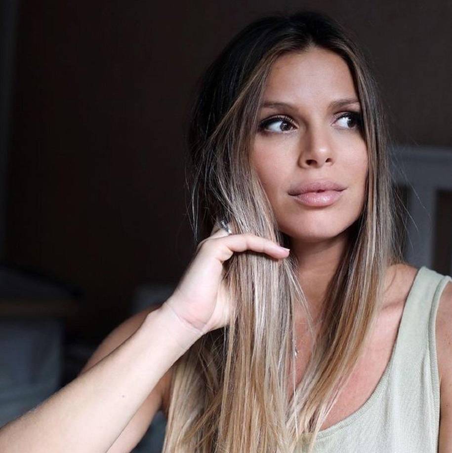  Nuria Tomás es la exnovia de Gerard Piqué y en la actualidad está casada.