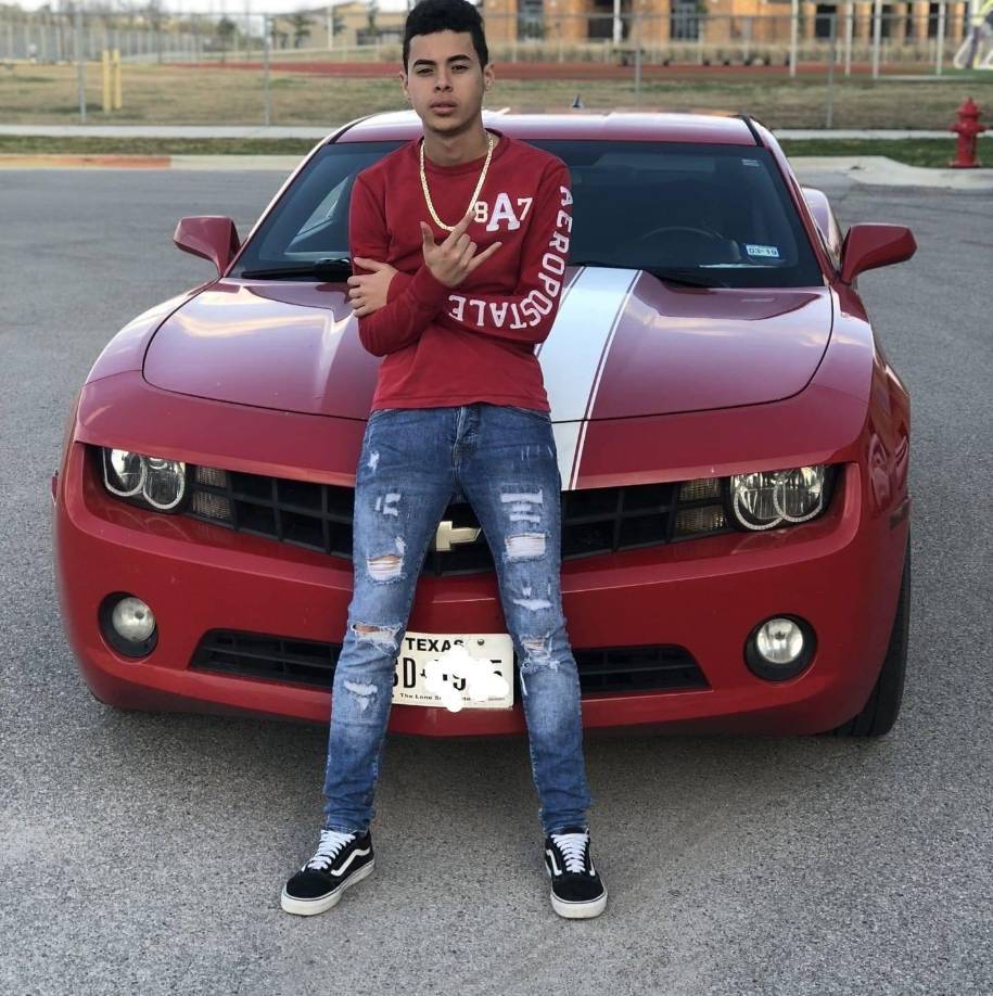 Tras conocerse su fatal deceso, en redes sociales sus familiares y amigos lamentaron lo sucedido.