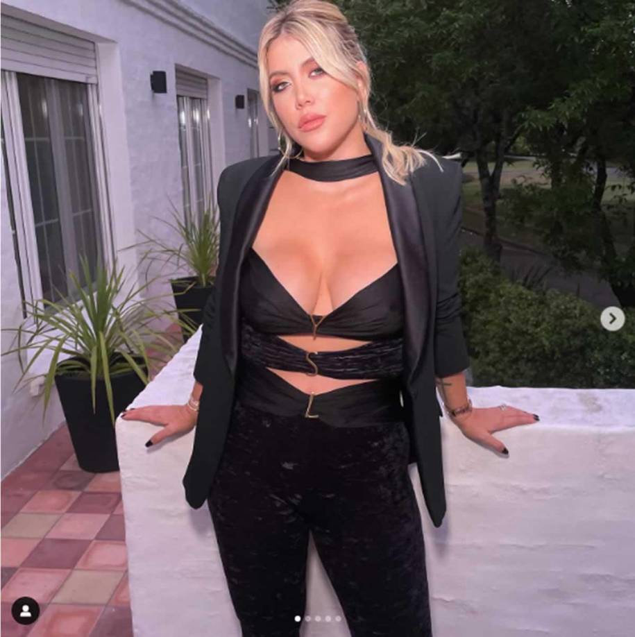 “El futbolista argentino, por su parte, afirmó que ella ya no es su manager y rechazó la solicitud, aduciendo que es ilegal”, dicen los medios turcos.