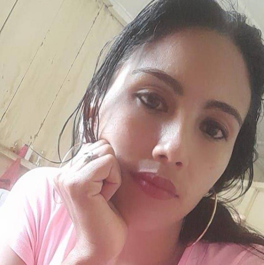 Ella se fue en una moto y desde el día en que salió su familia se preocupó porque no pudo ser contactada.