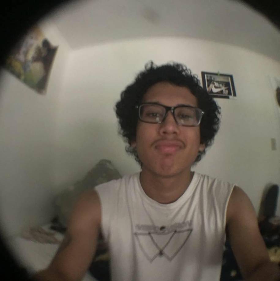 “Muchas personas en la comunidad del skate también lo conocen”, dijo Donado. “Acabamos de empezar con el skateboarding”, contó.