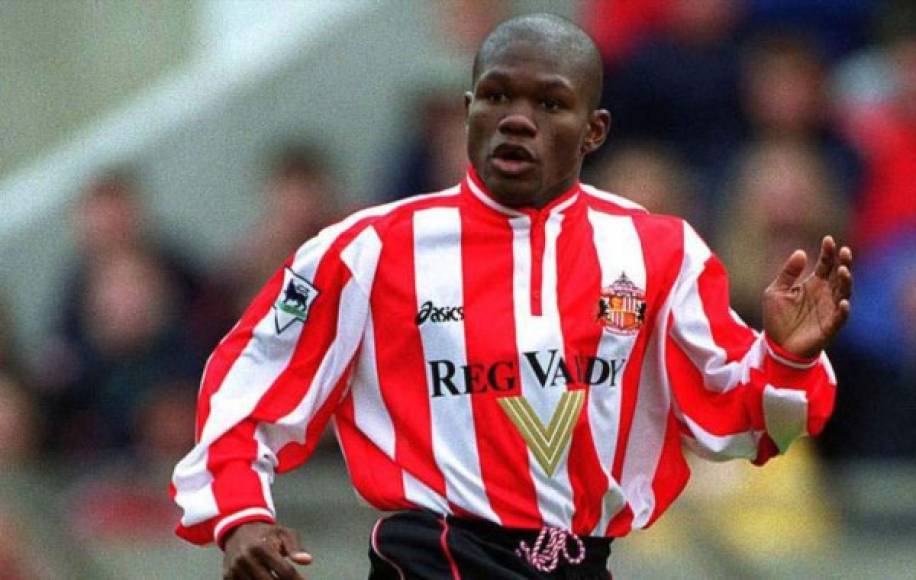 Milton Omar Núñez, más conocido como Tyson, está en la lista de los peores fichajes que se han dado en la Premier League de Inglaterra. El atacante hondureño fue fichado por el Sunderland en el 2000.