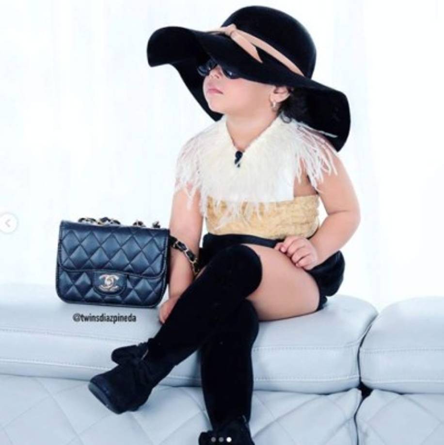 La pequeña apunta a tener una prometedora carrera en el mundo de la moda.