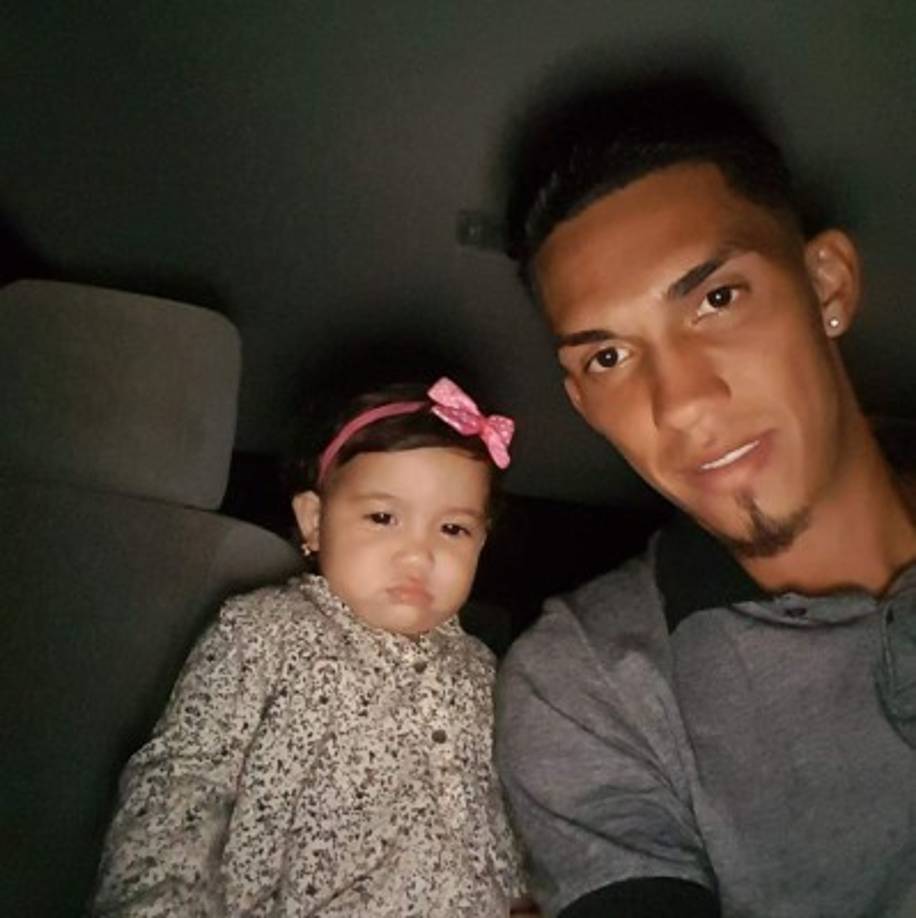 Allans Vargas: El defensor hondureño del Real España también es papá.