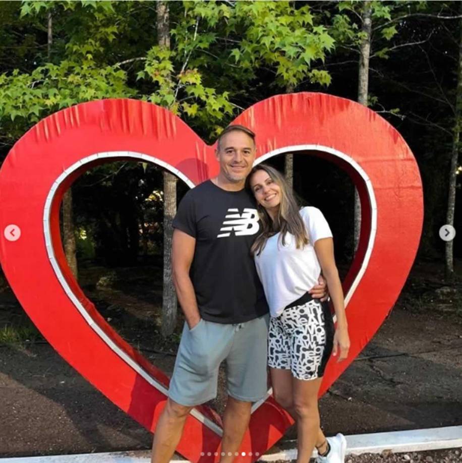 Hernán ‘La Tota‘ Medina y su familia aprovecharon a visitar El Cristo del Picacho a su regreso a Tegucigalpa.