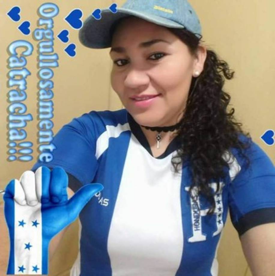 Esta catracha enviaba buenos deseos previo al partido.