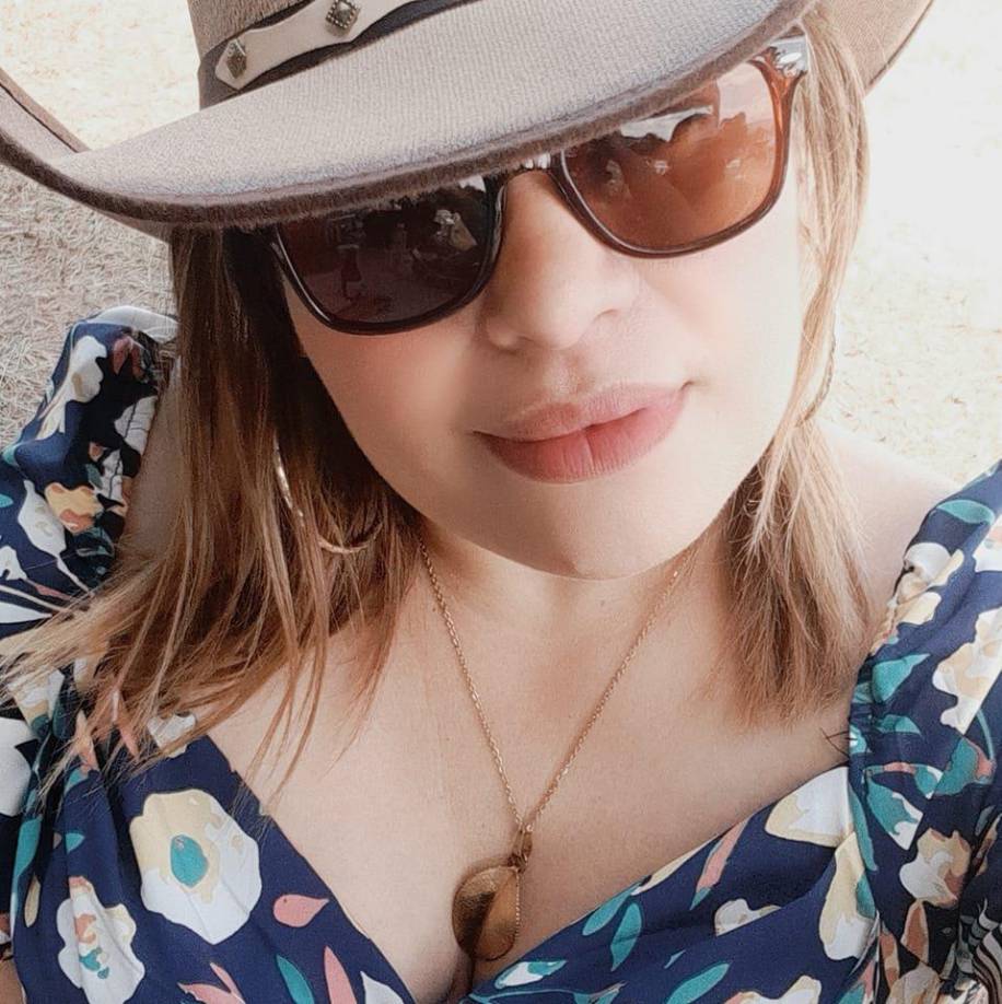 Al momento de su muerte, Norma vestía un pantalón azul, zapatos blancos con rayas negras y una bluza blanca.