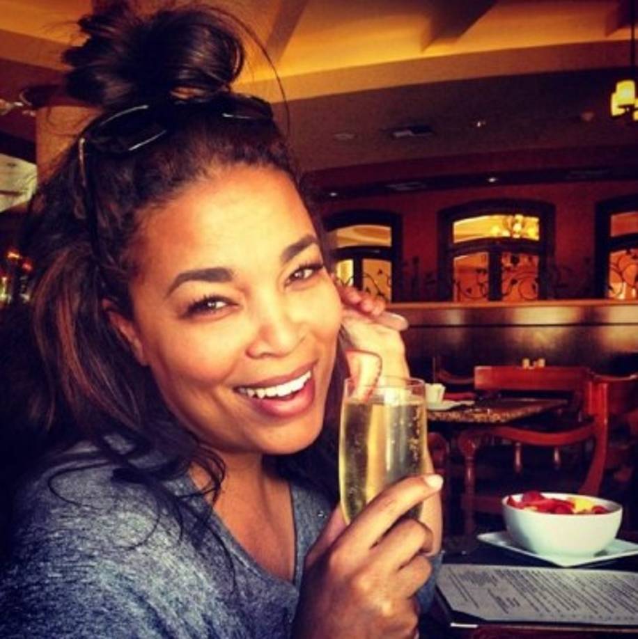 Josie era una aspirante a actriz. Harris soñaba con estar en la pantalla, como aspirante a actriz trabajó en algunos proyectos pequeños.