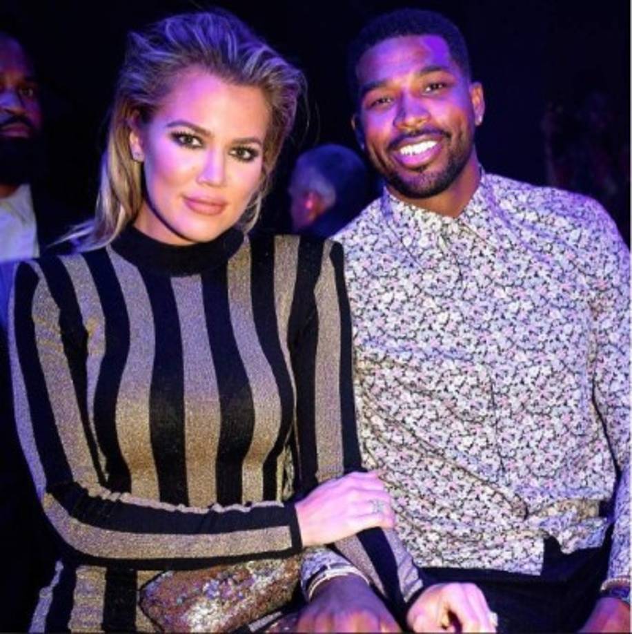 'Aún estamos empezando y me encanta que tengamos tiempo para nosotros. Cuando tienes un bebé, ya no hay marcha atrás. Mis hermanas y yo seguimos molestando un montón a mi madre, así que sé muy bien que no se acaba todo una vez que los hijos cumplen los 18', apuntaba Kloé en una entrevista a la revista 'You'.