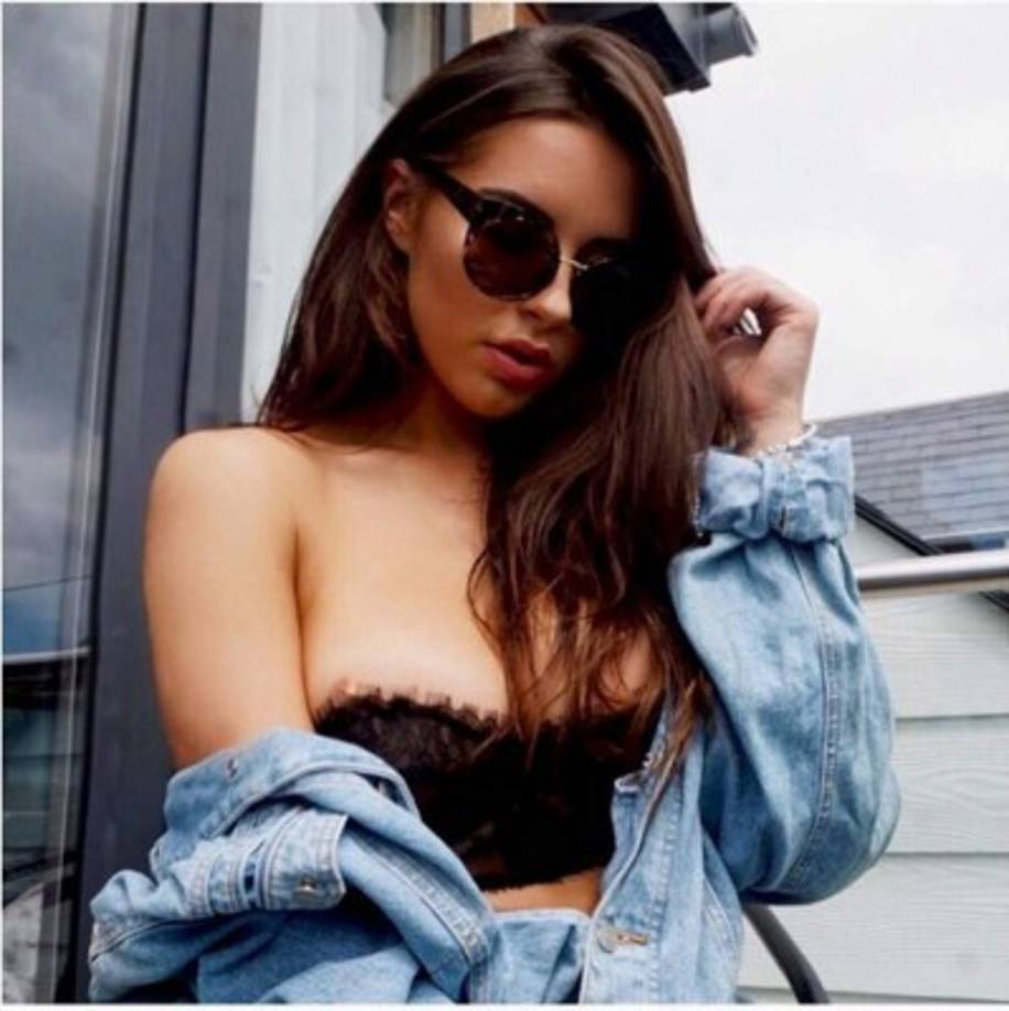 Una de las mejores poses de Jessica Rose.