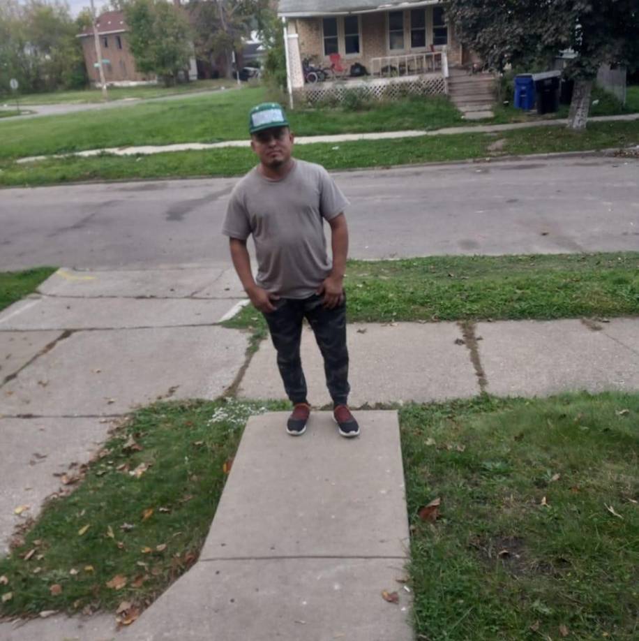 La desesperada familia está reuniendo fondos para poder repatriar el cadáver, por lo que se realizará una colecta en su lugar de origen, asimismo usted puede hacer las donaciones entrando a este enlace: <a rel="nofollow noopener noreferrer" href="https://www.gofundme.com/f/donate-to-help-erlin?utm_campaign=p_cp%20share-sheet&amp;utm_content=undefined&amp;utm_medium=copy_link_all&amp;utm_source=customer&amp;utm_term=undefined&amp;fbclid=IwAR19mO4Ahv4yvMouT3TqmWXoj6AWnyi_OLcc1ZJ-a87U02E2T_UiXAbrtck" target="_blank">GoFundme</a>