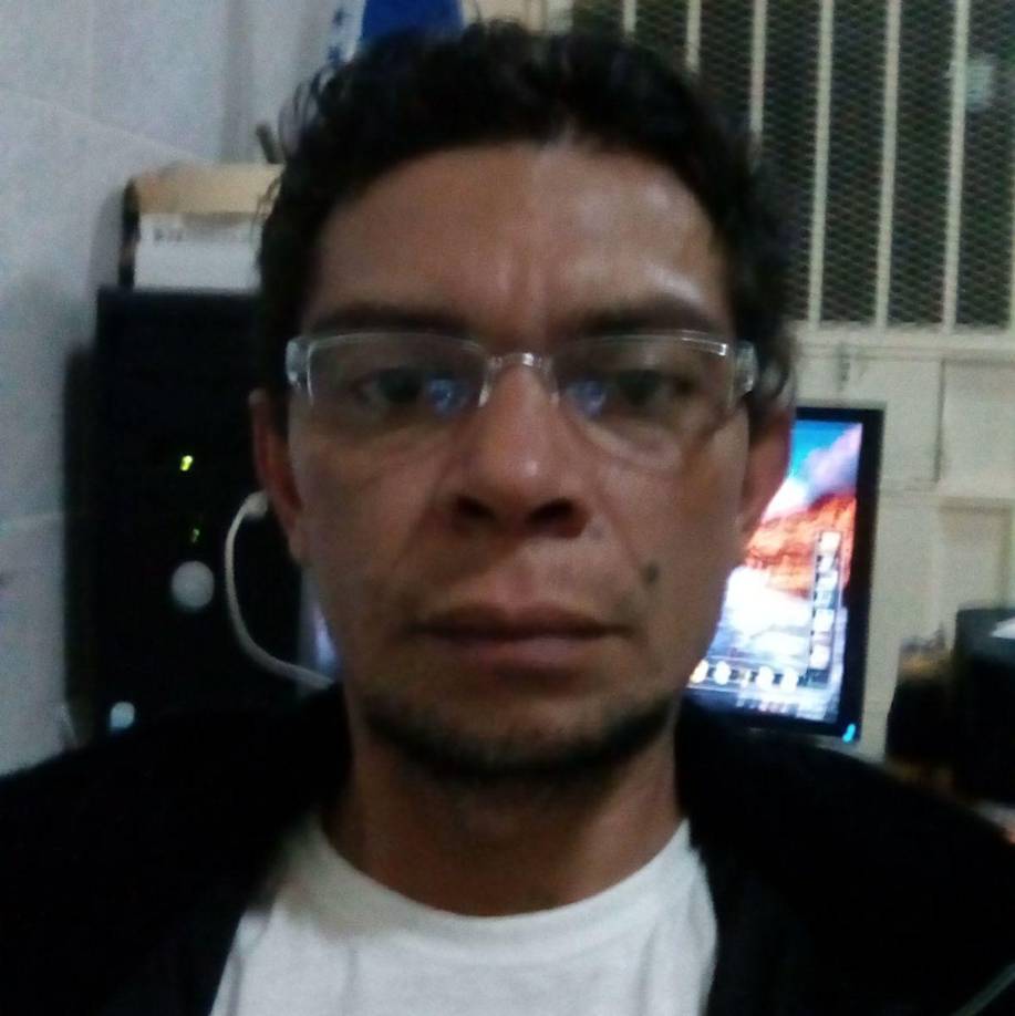 Milton Saíd Rubio Ordóñez, de 46 años de edad, originario de Ajuterique, Comayagua y residente en el sector donde le quitaron la vida.