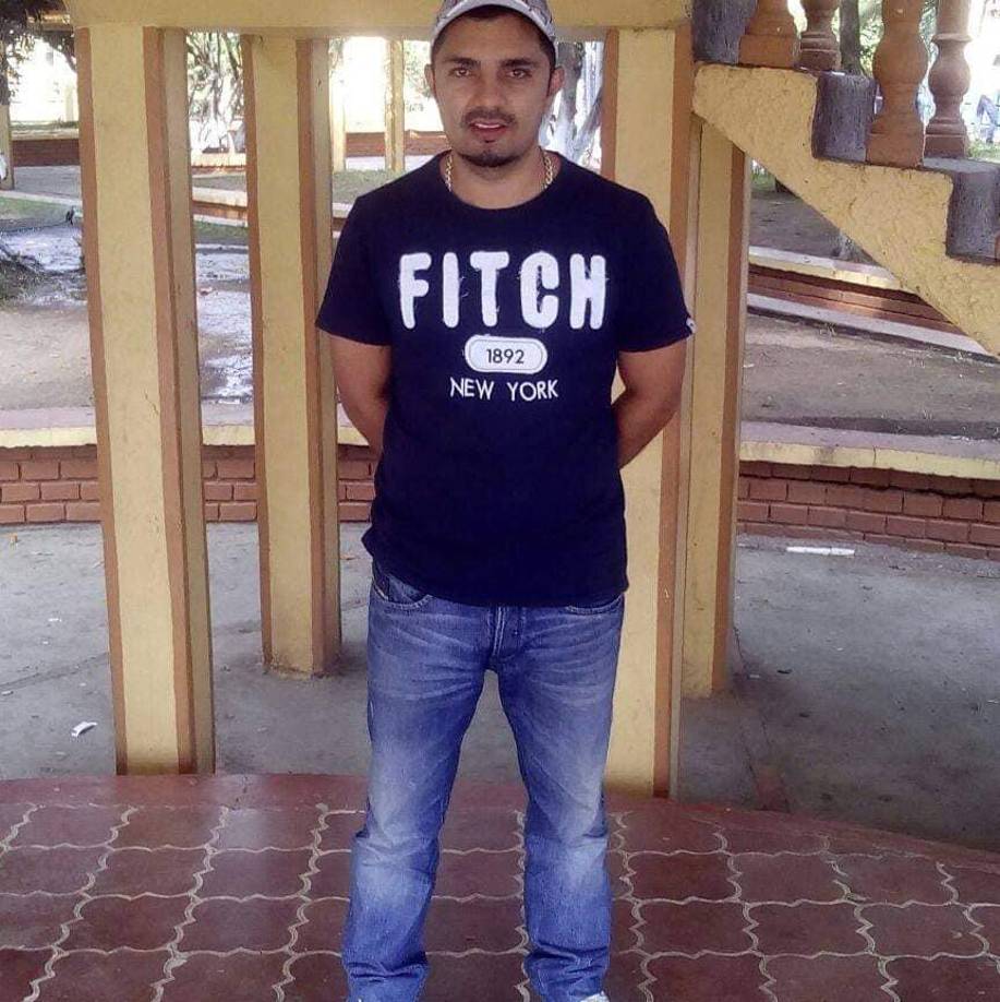 Hurtado presentaba varias heridas de bala y había sangre en el lugar donde cayó su cadáver.